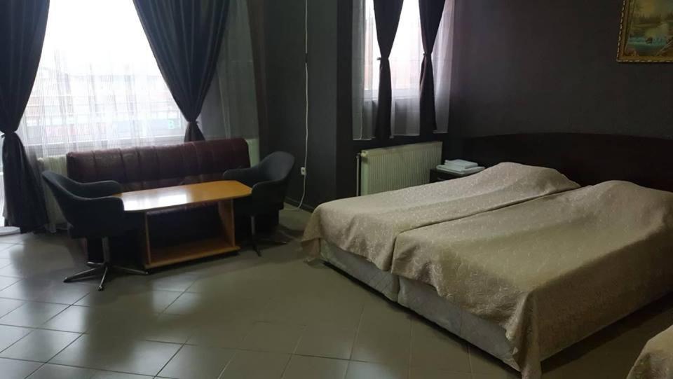 Guest House Chinar 08 Kirkovo  Ngoại thất bức ảnh